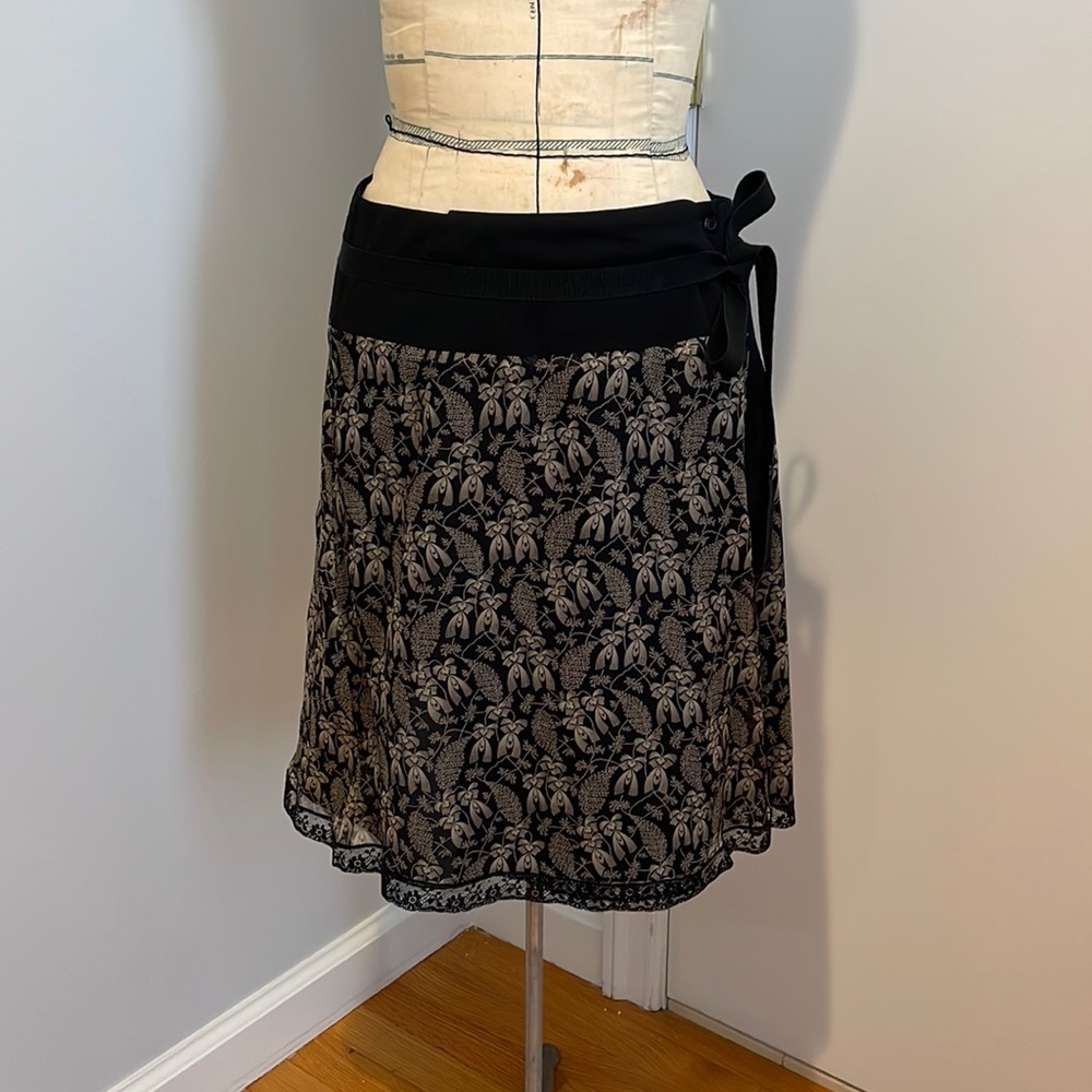 Max and Co Patterned Wrap Skirt Size 6